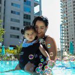 5727--Canguru-Impermeavel-para-Bebe-Passeio-e-Piscina-em-Neoprene-Preto--5-