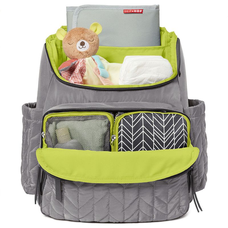 mochila-maternidade-forma-cinza-skip-hop-4