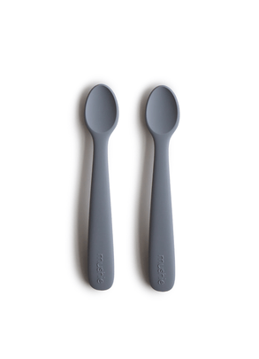 Kit com Duas Colheres de Silicone Azul Mushie