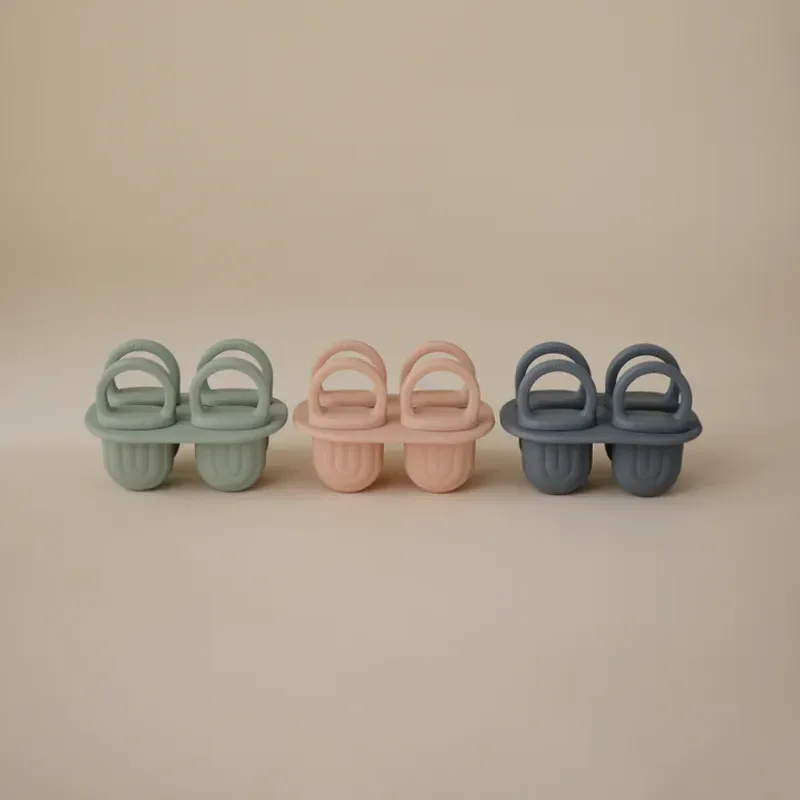 03_flat_lays_may1-30