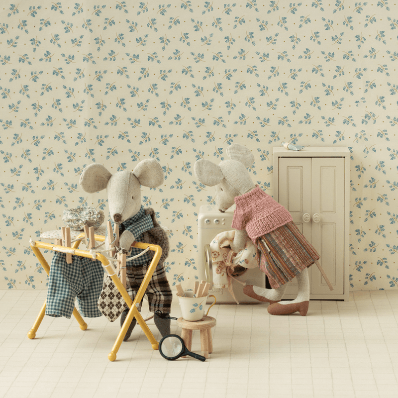 7966---BRINQUEDO-MINI-GUARDA-ROUPA-DUAS-PORTAS-ROSE-PARA-RATINHO---05